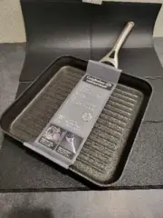 New Calphalon Premiere Hand Anodized 11 Inch Square Grill Pan