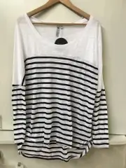 Cotton On Donna White Black Stripe Long Sleeve High Low Top Size M Medium NWT