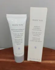 Mary Kay Medium Coverage Foundation Bronze 808 #042015 - 1 fl. oz. - Gray Cap