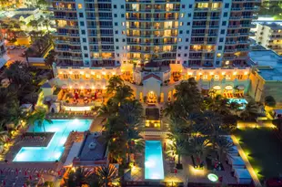 阿夸麗納海灘度假勝地Acqualina Resort and Spa