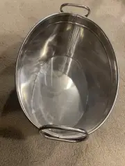 Large Entertaining/Party/Ice/Beverage/Home Decor "Hammered " Metal Basket/Bucket