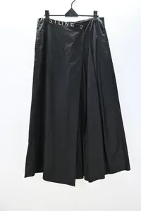 在飛比找Yahoo!奇摩拍賣優惠-Yeusen 優森  黑色褲裙