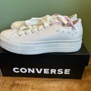 Converse Chuck Taylor All Star Lift Platform Floral Embroidery Low Top Size 6.5