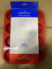 The Essentials Silicone Bakeware 12cup muffin pan