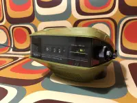 在飛比找Yahoo!奇摩拍賣優惠-[已售出]1970年代/太空時代鬧鐘收音機 SONY TFM