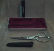 GINGHER BLUNT-TIP KNIFE/SERRATED EDGE DRESSMAKERS SHEARS/SCISSORS 8" NEW R-HAND