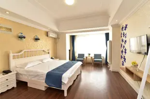 匆匆那年情景體驗公寓(泰安萬達店)Rush that year's scene experience Hotel