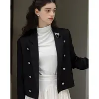 在飛比找momo購物網優惠-【女神婚紗禮服】黑色西服外套女秋韓系雙排扣短版小西裝WT-2