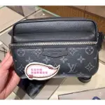 【悅悅精品】二手正品 正品 LV 路易威登 OUTDOOR 黑灰老花 男生 腰包 胸包 斜挎包 M30245