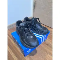 在飛比找蝦皮購物優惠-二手～adidas falcon W 愛迪達老爹鞋 復古休閒