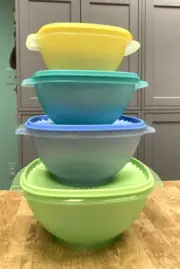Tupperware Servalier Bowl Set of 4-Pastels-RARE-NEW-SHIPPING INCLUDED