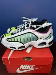 NIKE AIR MAX TAILWIND WHITE BLACK GREEN Unisex US SIZE 3.5Y / women 5 BQ9810 102