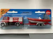 Siku Unimog Feuerwehr mit boot (Fire Engine w/ power Boat) #1636