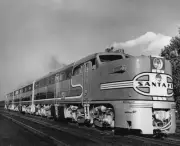 ATSF 51 ALCO PA-1 locomotive ABA set at the Waldorf Astoria in 1946 5 x 7 Photo