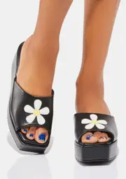 [MCLC] Sirena Bloom Platform Sandals