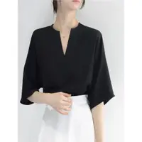 在飛比找ETMall東森購物網優惠-法式夏季新款黑色高級感襯衫女士設計感小眾垂感雪紡襯衣氣質上衣