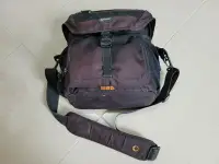 在飛比找Yahoo!奇摩拍賣優惠-Lowepro Nova 170 相機包