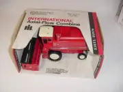 Vintage 1/32 International Axial Flow Combine by ERTL W/Super Nice Red Box!