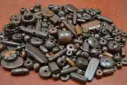2000+ PCS ASSORT CHOCOLATE BROWN ROUND TUBE BUFFALO BONE BEADS 4 LBS #T-498