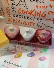 LE CREUSET WHITE NATURAL POWDER PINK PETITE RAMEKIN D'AMOUR HEART TRAY BOWL SET