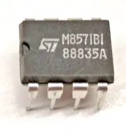 1 piece M8571B1 | 1024 bit SERIAL S-BUS / I2C BUS NMOS EEPROM | DIP8 | PCF8571