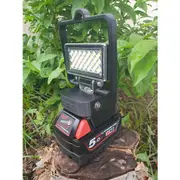 Milwaukee LED Cordless Jobsite Work Light with USB to suit 18V Battery - 726 Lumens