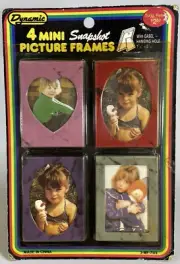 Vintage Dynamic Wallet Size Mini Snapshot Picture Frames Easel Hole Colorful