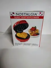 Nostalgia My Mini Heart Waffle Maker Red Breakfast Valentine's Day Love Iron