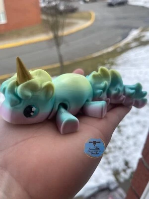 Articulated Magical Unicorn Toy, Posable 3D Printed Rainbow Unicorn Fidget Toy