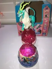Mattel Mega Crystal Creatures VENUSKY FOREST SPIRIT SERIES 3 NEW SEALED EGG