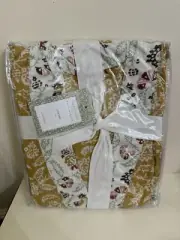 NEW Pottery Barn Julia Berolzheimer Goldie Bath Robe Medium/large