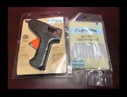 CRAFTER'S SQUARE MINI HOT GLUE GUN WITH PACK OF 20 GLUE STICKS