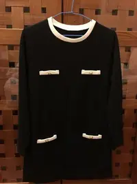 在飛比找Yahoo!奇摩拍賣優惠-韓國 香奈兒風 長版上衣 針織毛衣
