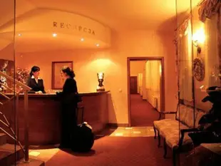 帝權酒店