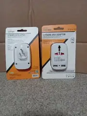 Miami Carry On 3 Prong USA Adaptor Power or Charge - 2 USB Ports