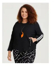 [Taking Shape] Texture Angle Hem Top in Black