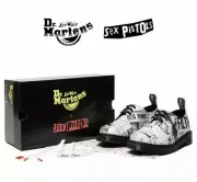 DR MARTENS - NIB Sex Pistols 1461 Leather Oxford 3-eye Shoes Men 10 / Women 11