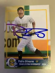 Pablo Olivares 2018 Signed Charleston River dogs Team Card