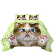 Adorable Innocent Baby Cat for Kids Coverlet