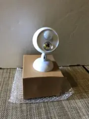 DAREN WIRELESS WEATHERPROOF LED OUTDOOR SPOTLIGHT WITH MOTION SENSOR&PHOTOCELL