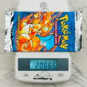 20.666g Charizard art Pokemon Base Set Booster Pack TCG 4th print UK 1999-2000NS