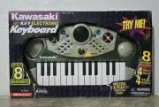 Vintage Kids Kawasaki 25 Key Electronic Keyboard Record And Play (8 Instruments)