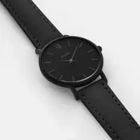 在飛比找PopChill優惠-[二手] CLUSE 極簡風全黑皮革錶帶手錶