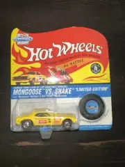 1995 Hot Wheels Vintage Collection Mongoose Vs. Snake