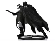 Batman Black and White Statue Dave Johnson DC Collectibles NEW SEALED