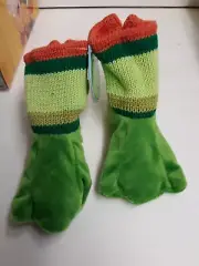 Froggie Beastly Baby Booties (#3211) Fits Infants 0-6Mo.