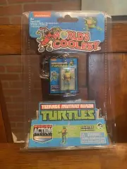 World's Coolest Teenage Mutant Ninja Turtles Leonardo Smallest Action Figure