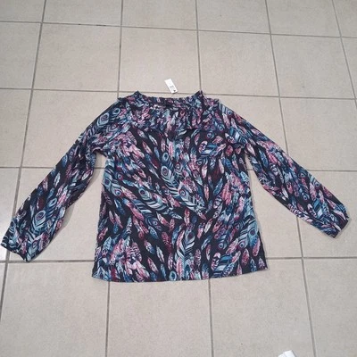 Talbots Sheer Pleated Top Split Neckline Feathers Size Small NWT