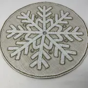 NWT Beaded Snowflake Placemats St Nicholas Square Holiday