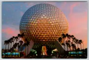 c1960s Spaceship Earth Geosphere Building Vintage Postcard